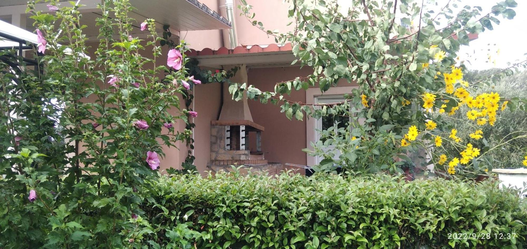 Apartament Spiti Lou Notos Zewnętrze zdjęcie
